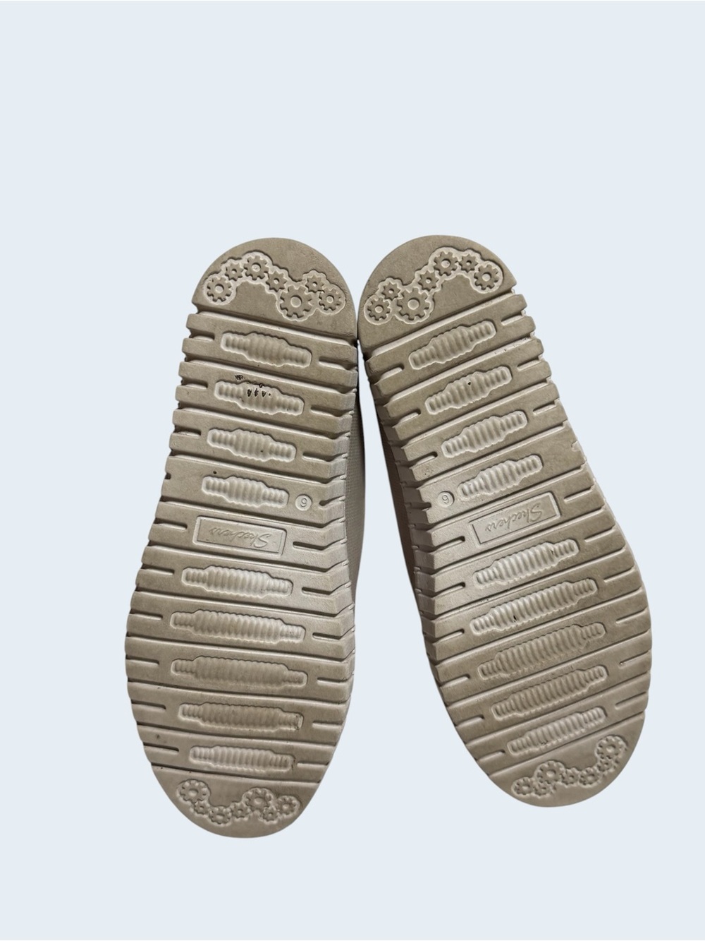 Iridescent Taupe Slip-On Comfort Ballet Flat Size 6 - Picture 7 of 9